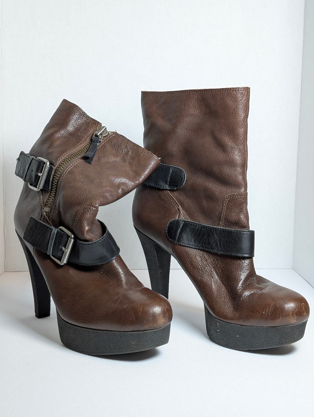Nine West NWIREESH Women 9.5M Brown Leather High Heel Platform Ankle Boots